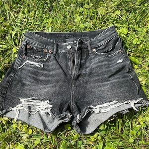 american eagle highest rise 90s boyfriend jeans🖤